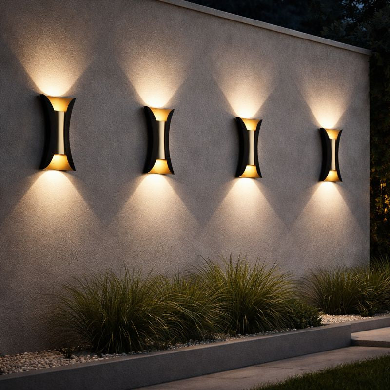 Curved LED Wall Light Outdoor | Noxela