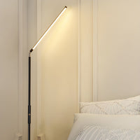 Floor Lamp Metal Linear Design Modern Living | Renivo
