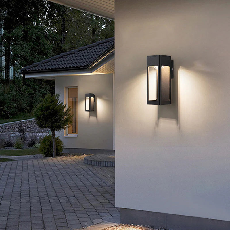 Metal LED Wall Light Outdoor Minimalist Design | Solitha