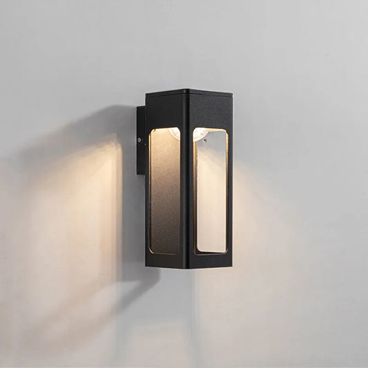 Metal LED Wall Light Outdoor Minimalist Design | Solitha