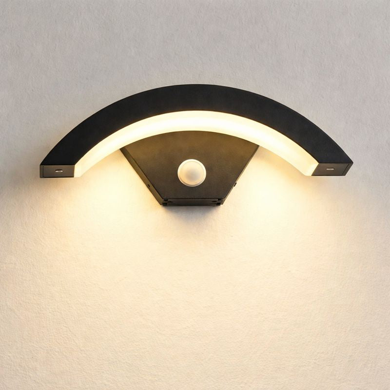 Motion Sensor Metal Wall Light Outdoor Nordic Design | Aldona
