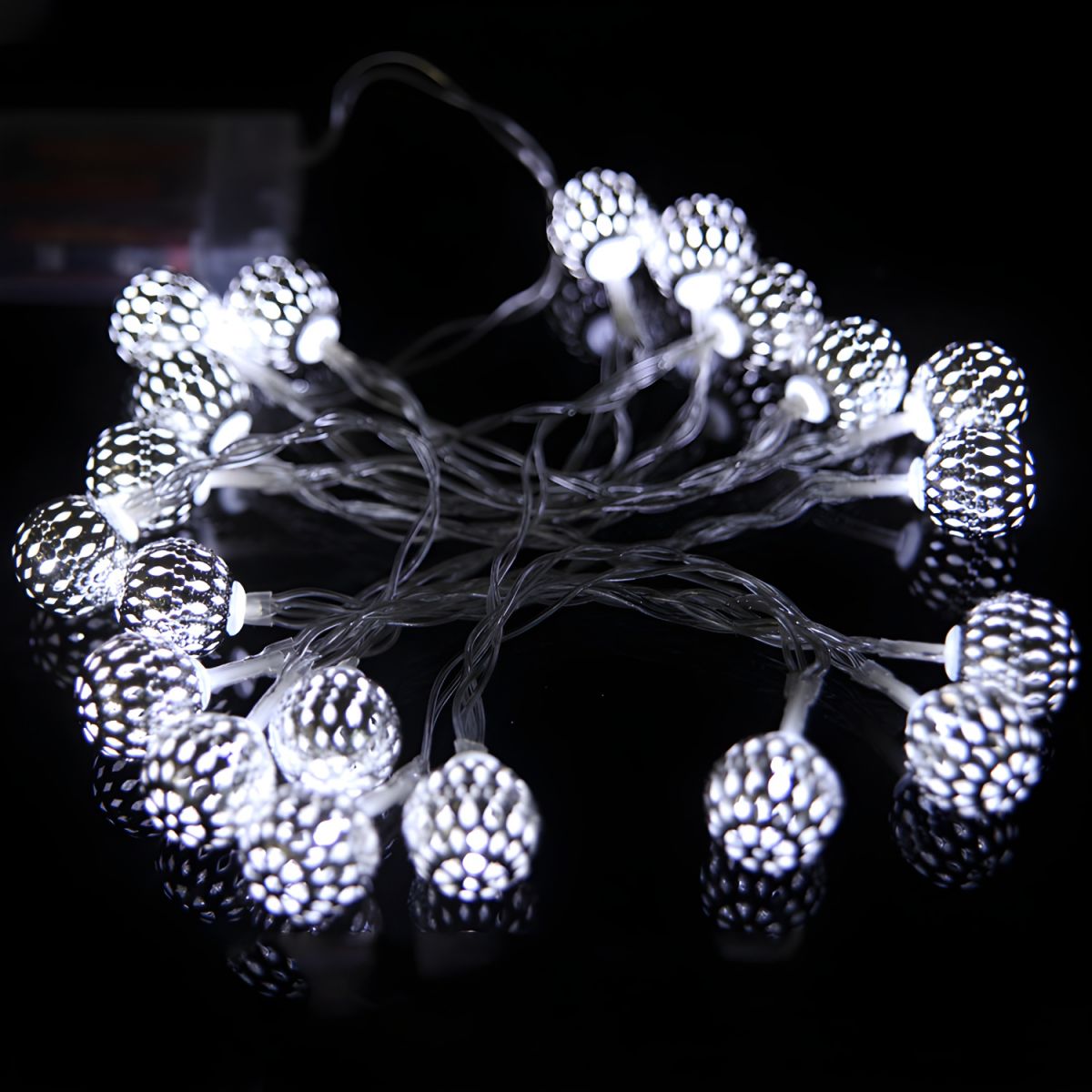 Outdoor Light Moroccan Orb LED String | Zerlia