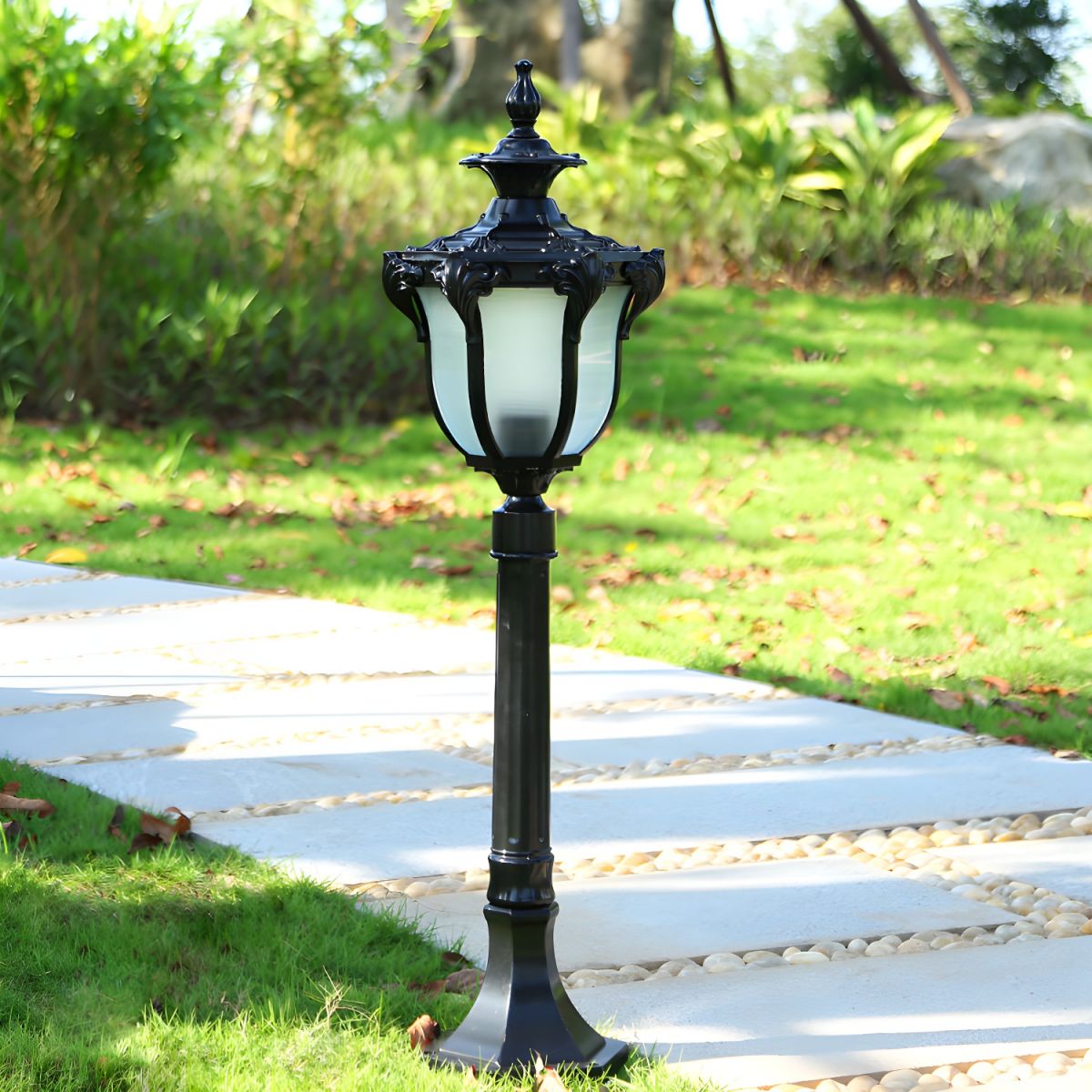 Outdoor Light Retro with Prismatic Glass Bell Shade | Evolis