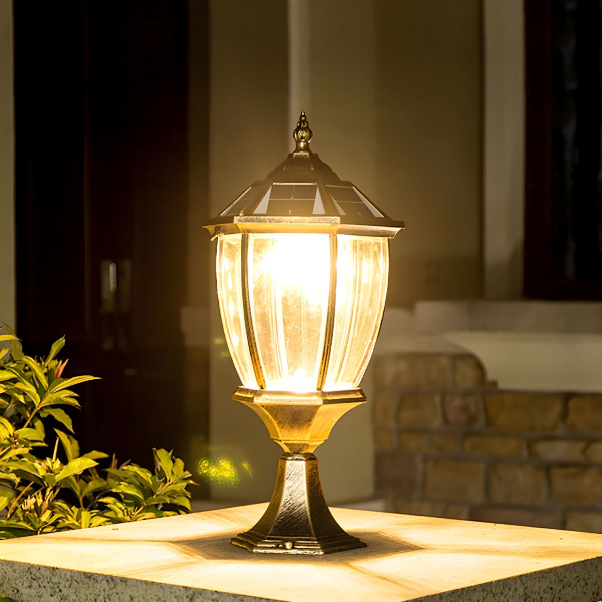 Outdoor Light Solar Pier Mount LED in Classic Style | Faynor