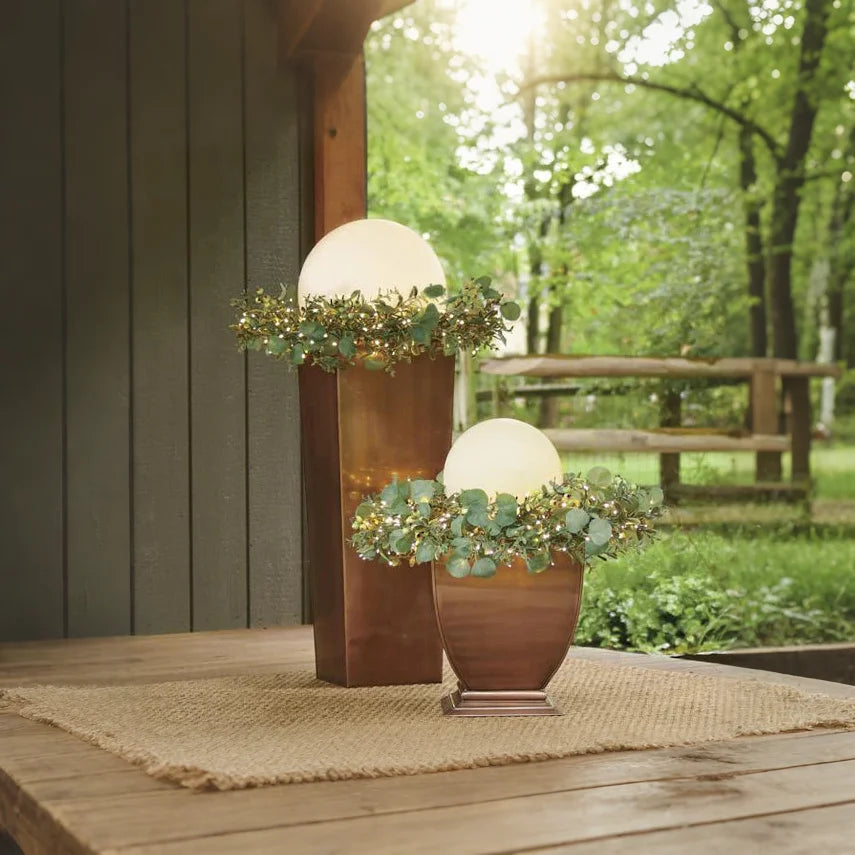 Outdoor Light Solar Sphere in Modern Style | Solvaya