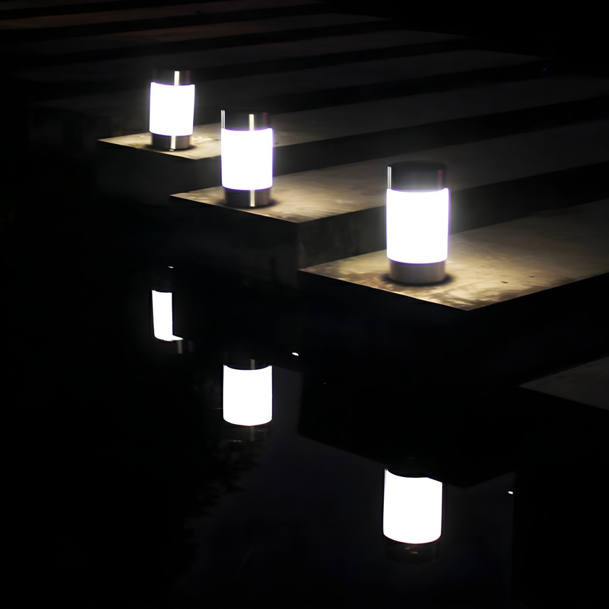 Outdoor Light Stainless Steel LED Stake Minimalist Style | Fayora