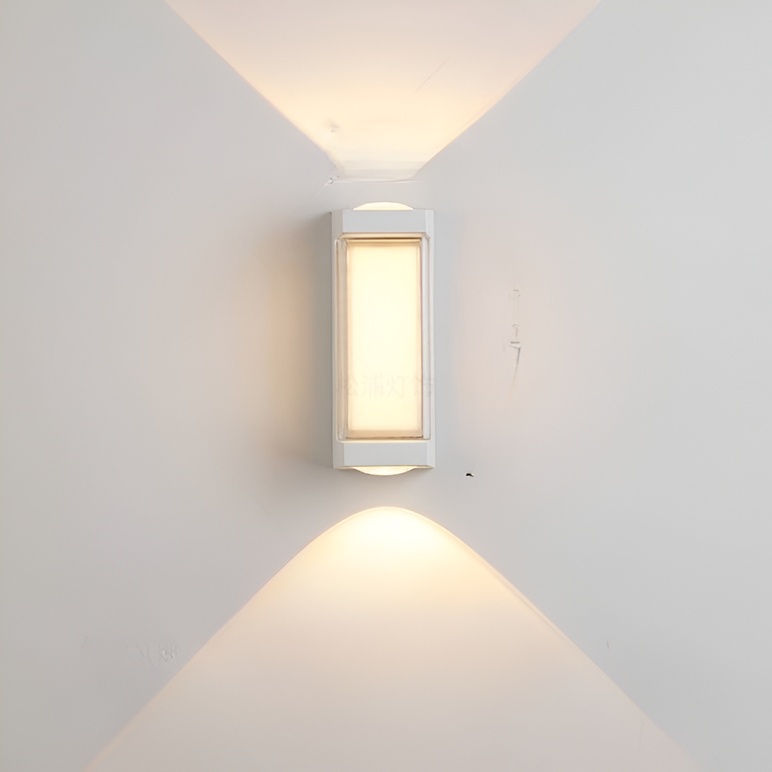 Outdoor Light Waterproof Acrylic Nordic Minimalist Design | Arcten