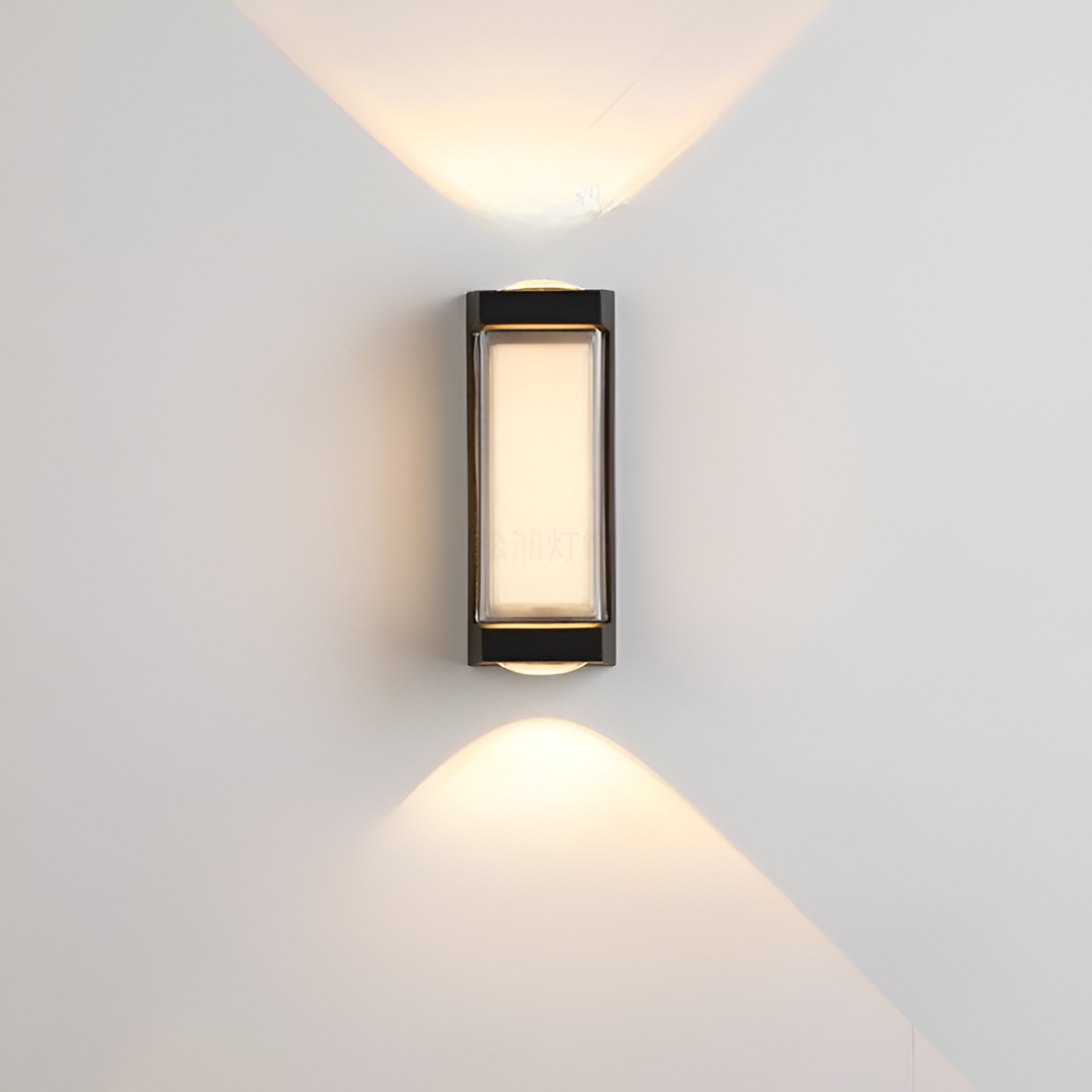 Outdoor Light Waterproof Acrylic Nordic Minimalist Design | Arcten