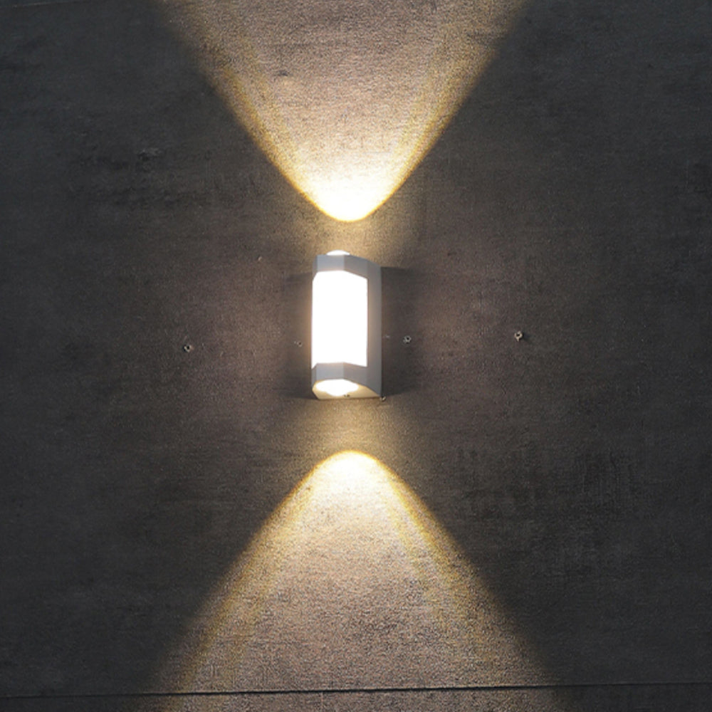 Outdoor Light Waterproof Acrylic Nordic Minimalist Design | Arcten