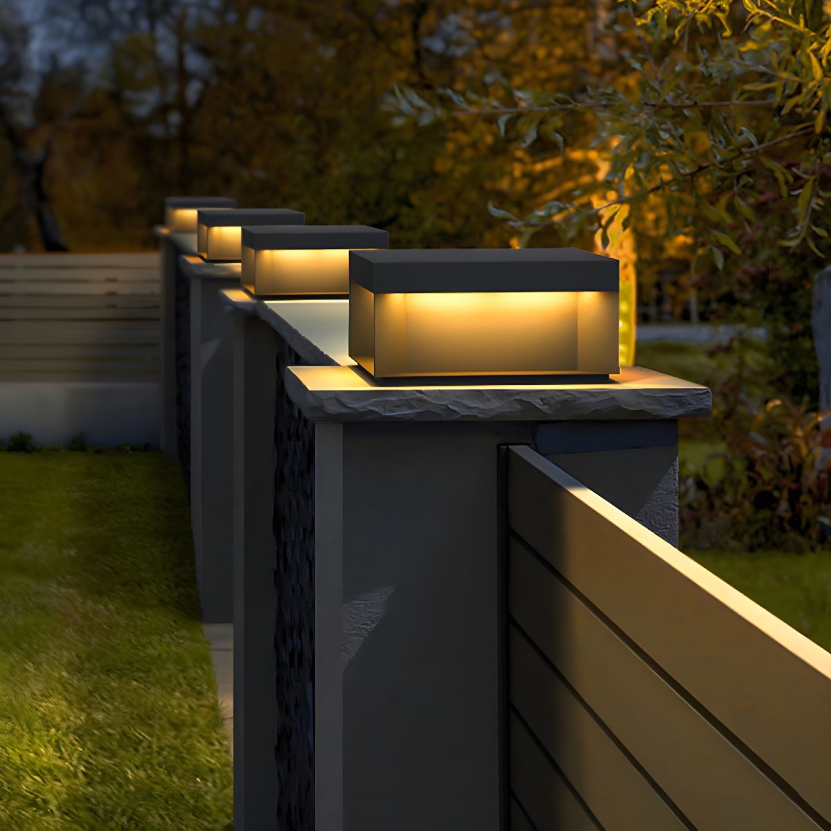 Outdoor Light Waterproof Metal Pillar Modern Style | Nuvira