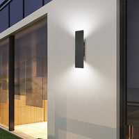 Outdoor Wall Light Aluminum LED in Modern Style | Calven