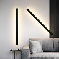 Outdoor Wall Light LED Linear Black for Garden Use | Silexa