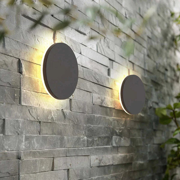 Outdoor Wall Light LED Metal Minimalist Design | Skandor