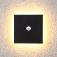 Outdoor Wall Light LED Metal Minimalist Design | Skandor