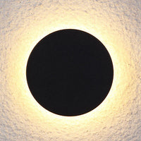 Outdoor Wall Light LED Metal Minimalist Design | Skandor