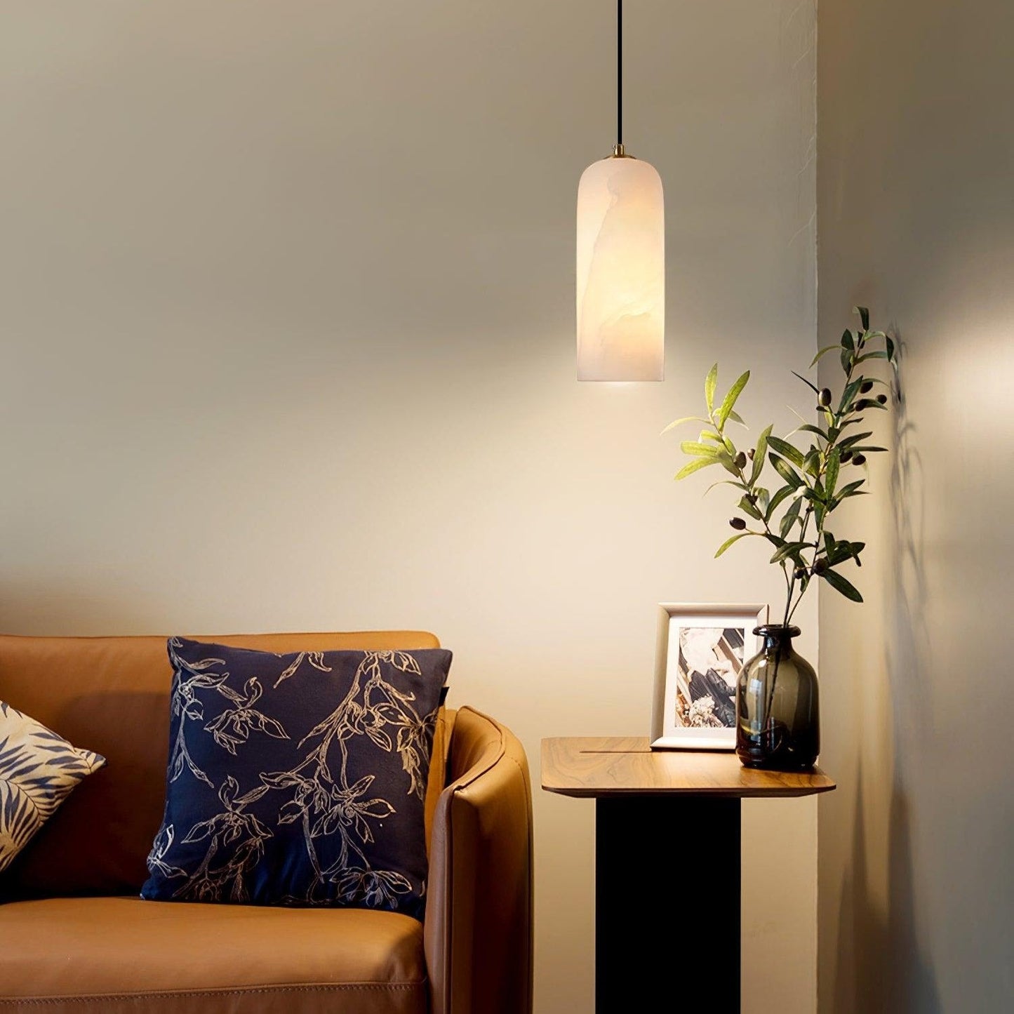 Pendant Light Alabaster with Nordic Minimalist Design | Muntura