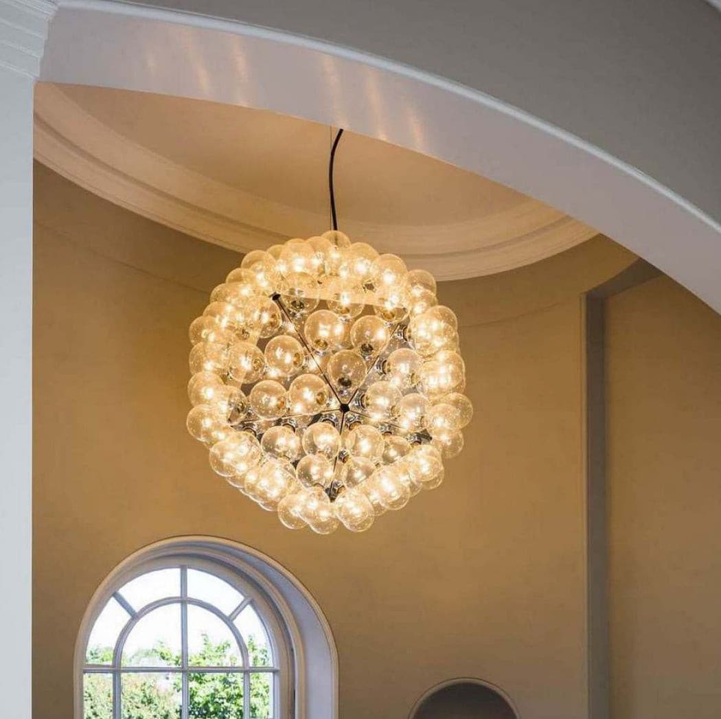 Pendant Light Glass Globe for Modern Interior Use | Taraxa