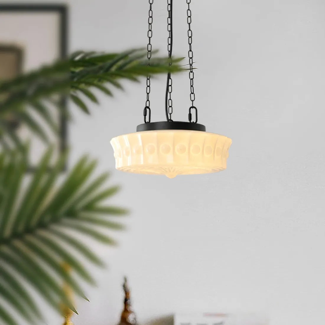 Pendant Light Glass Shade in Retro Interior Style | Ferindo