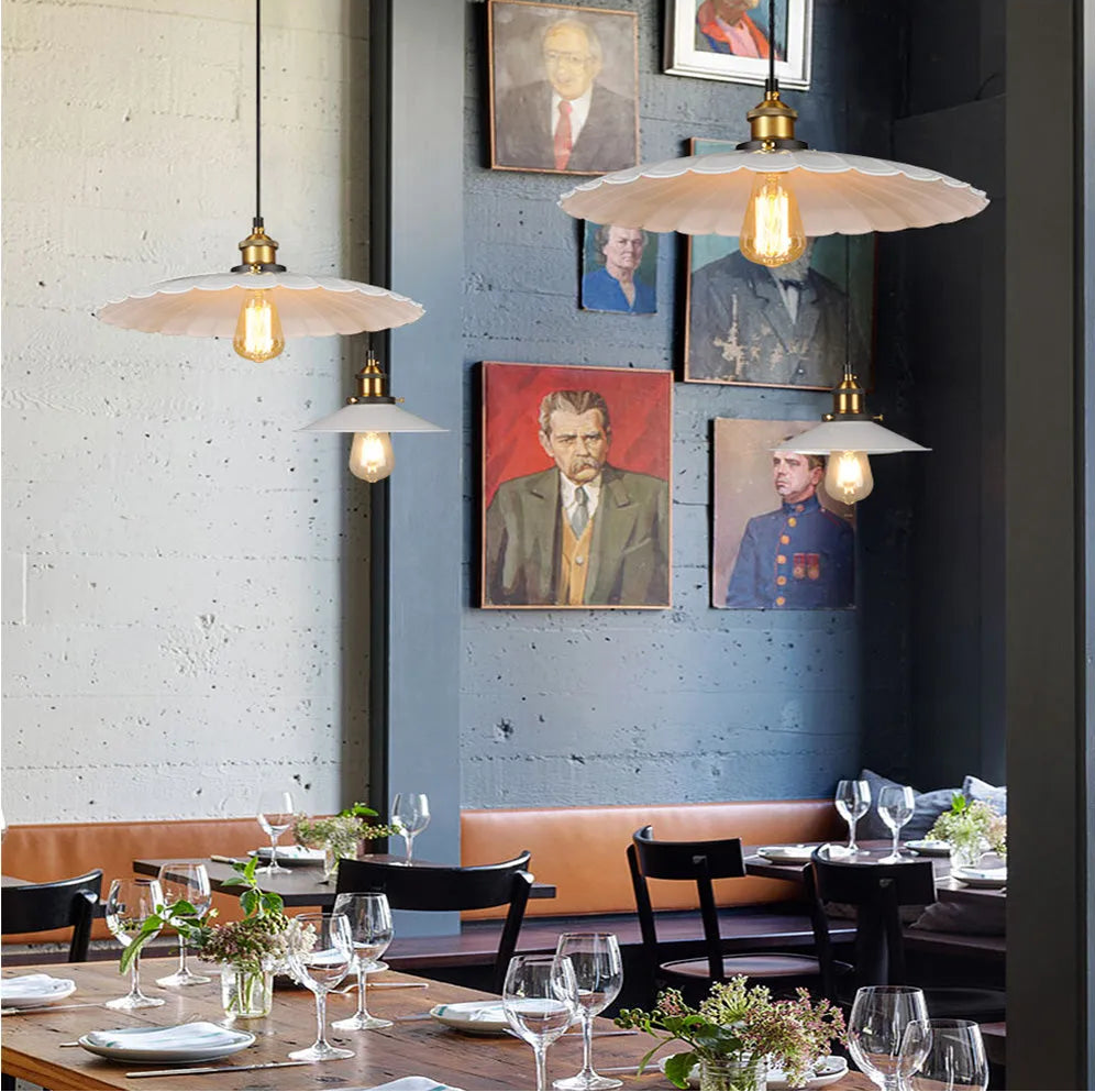 Pendant Light Iron Frame in Nordic Style | Ruvian