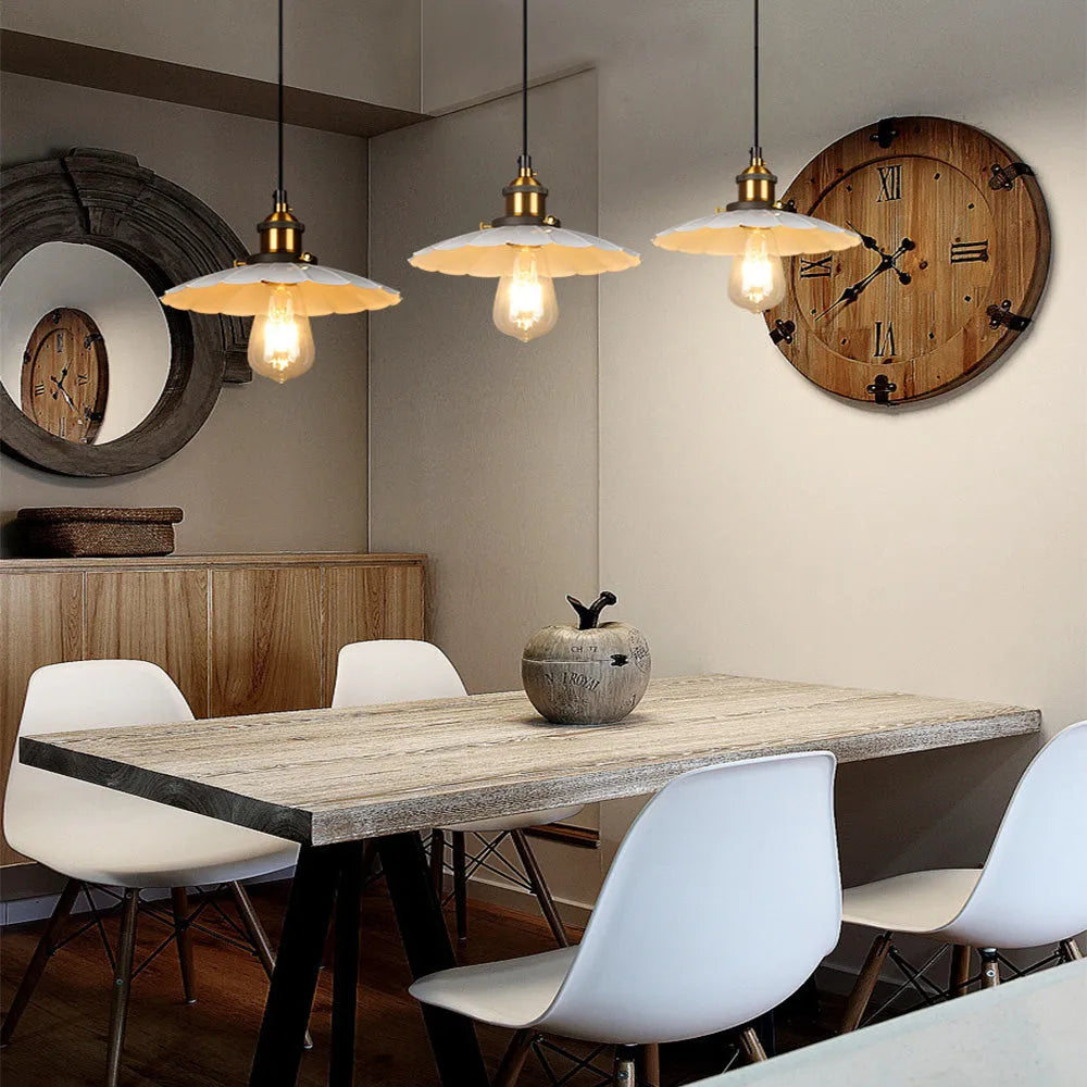 Pendant Light Iron Frame in Nordic Style | Ruvian