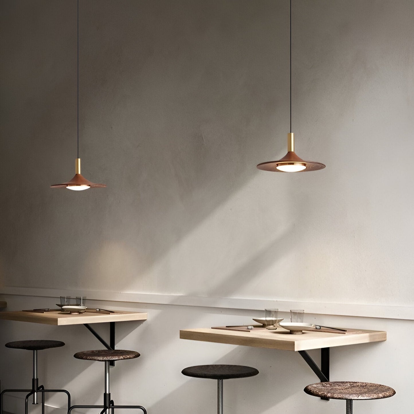 Pendant Light Iron Shade in Nordic Minimalist Style | Tavrin