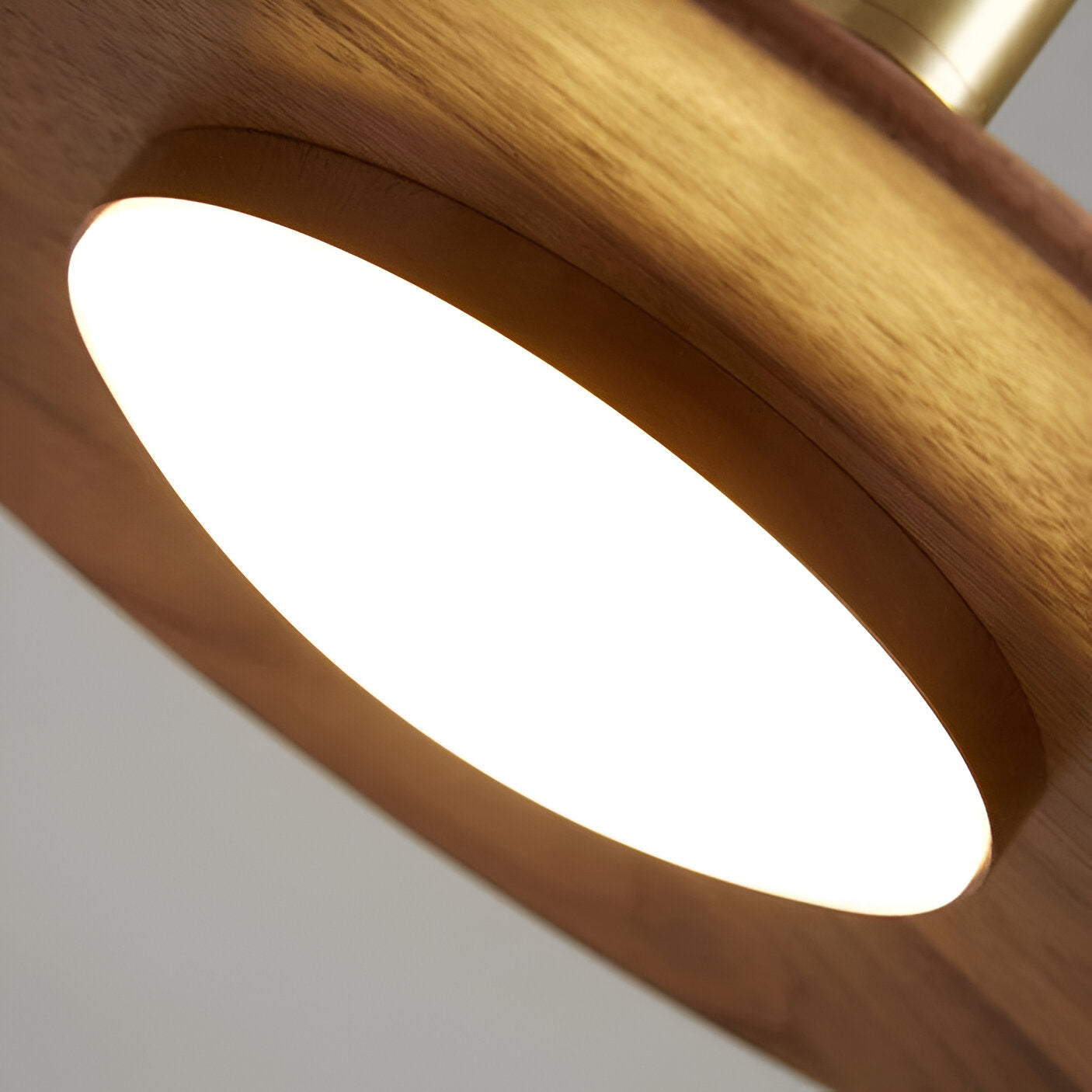 Pendant Light Iron Shade in Nordic Minimalist Style | Tavrin