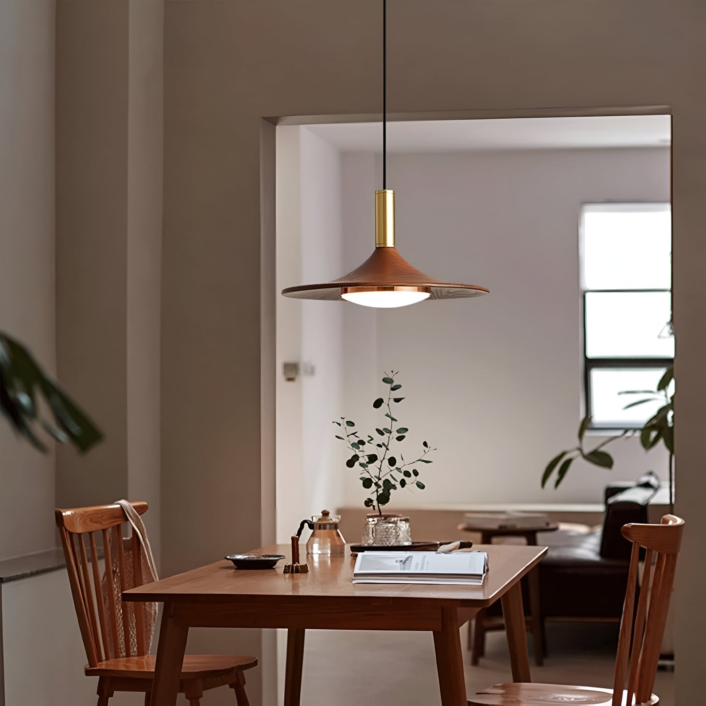 Pendant Light Iron Shade in Nordic Minimalist Style | Tavrin