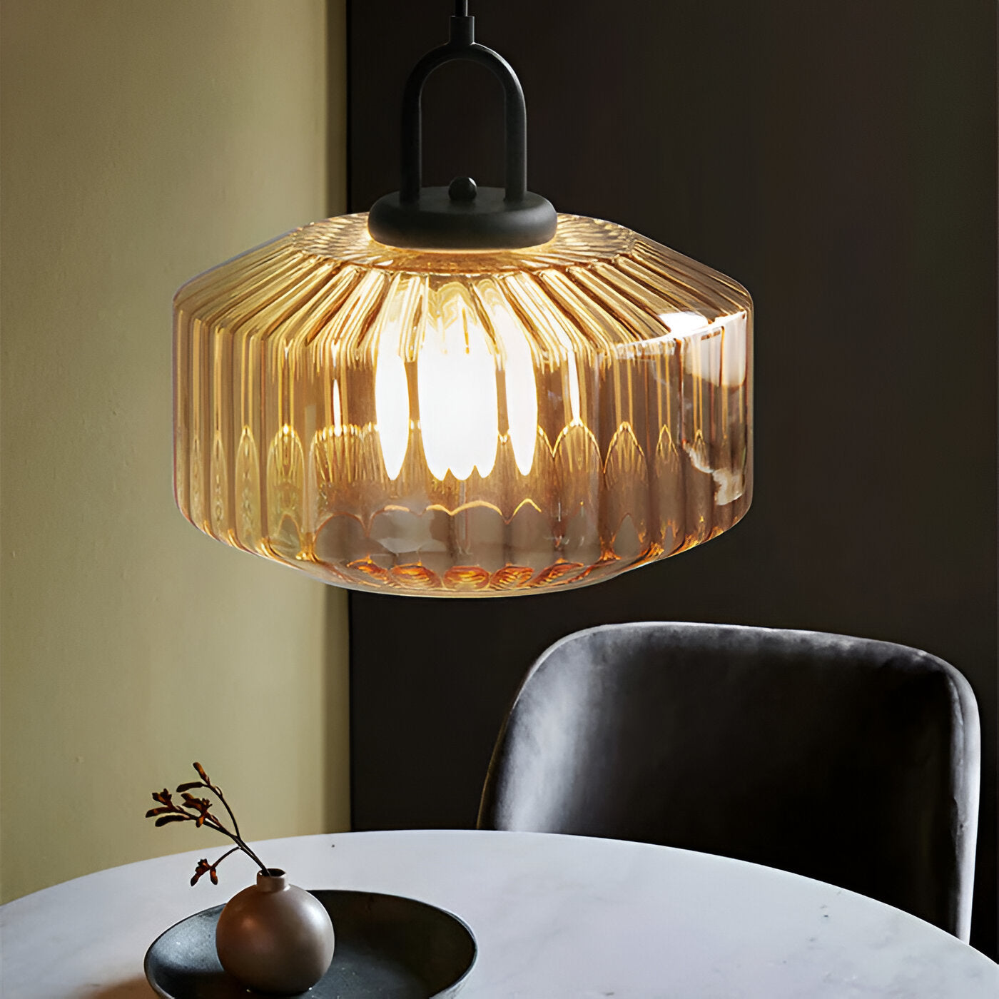 Pendant Light Retro Glass in Minimalist Style | Montra