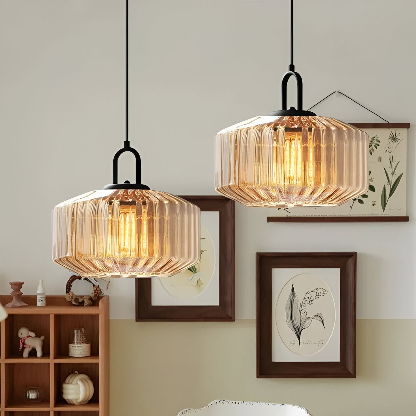 Pendant Light Retro Glass in Minimalist Style | Montra