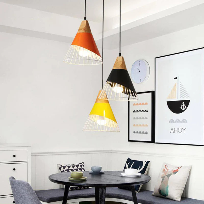 Pendant Light Wood Frame in Scandinavian Style | Pelsiro