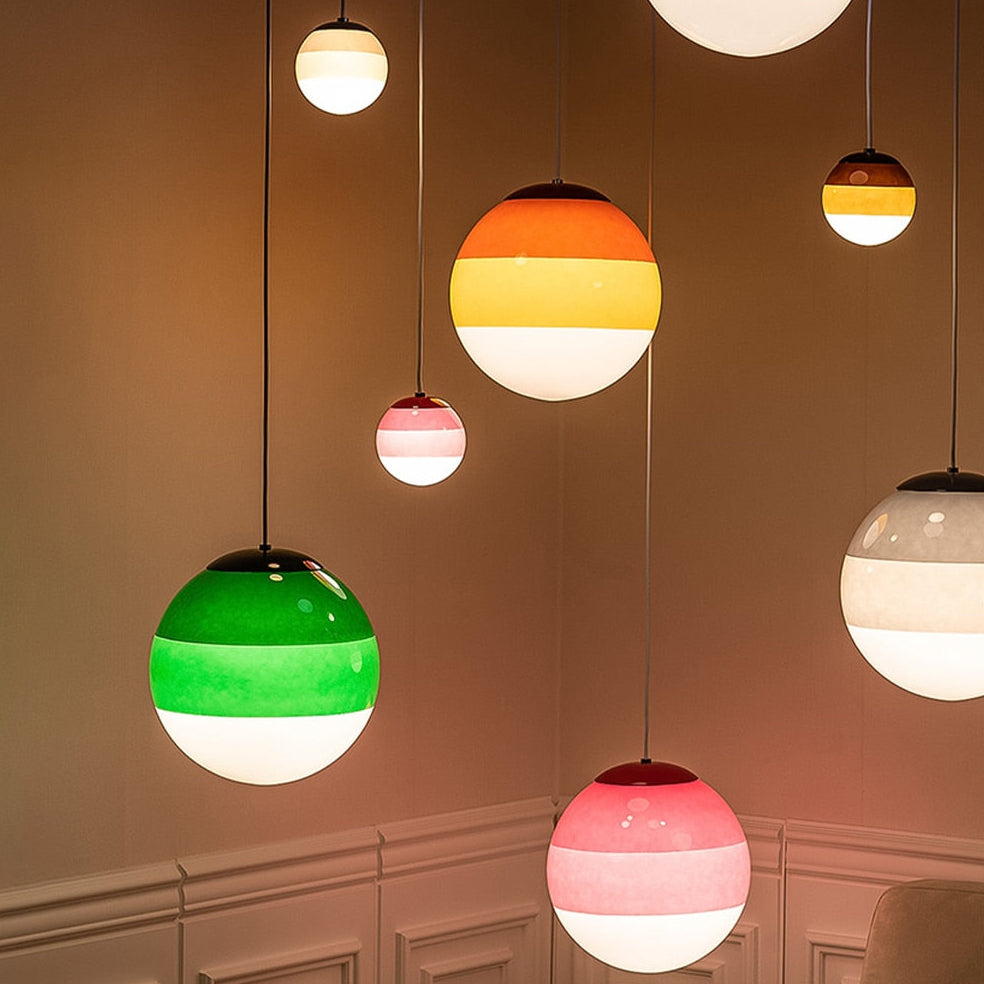 Pendant Light with Gradient Glass Shade | Novien