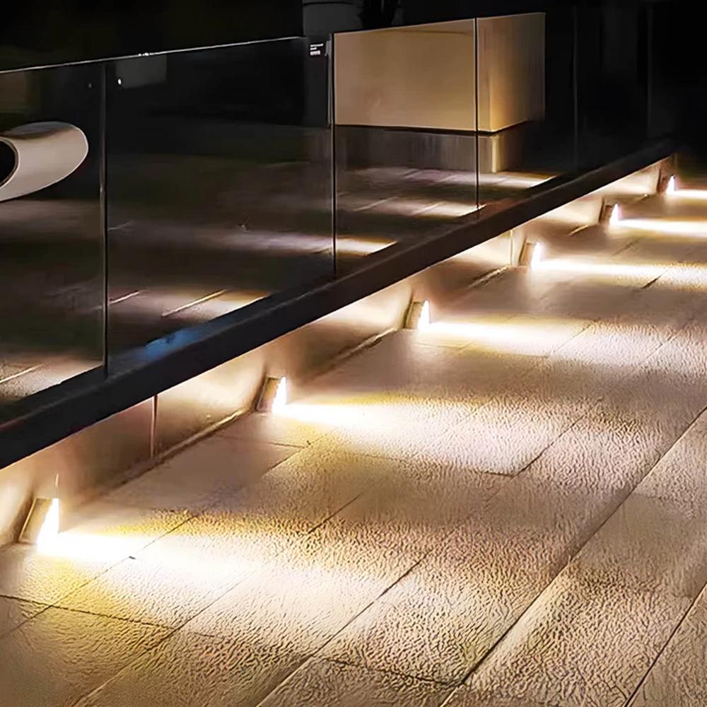Solar LED Stair Light Warm White Outdoor | Solarra