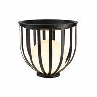 Solar Powered Metal Outdoor Floor Lamp Modern Design | Solarvo