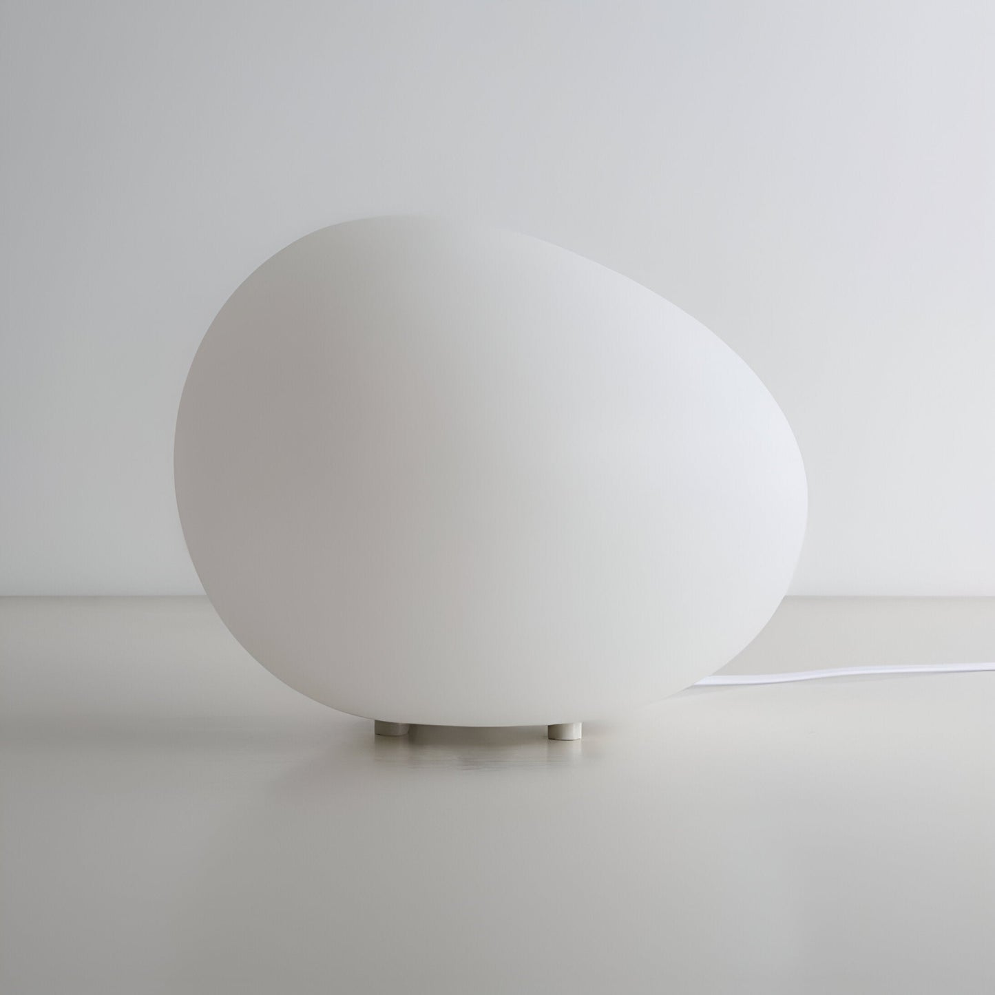 Table Lamp Nordic Metal Design for Modern Interiors | Ardelle