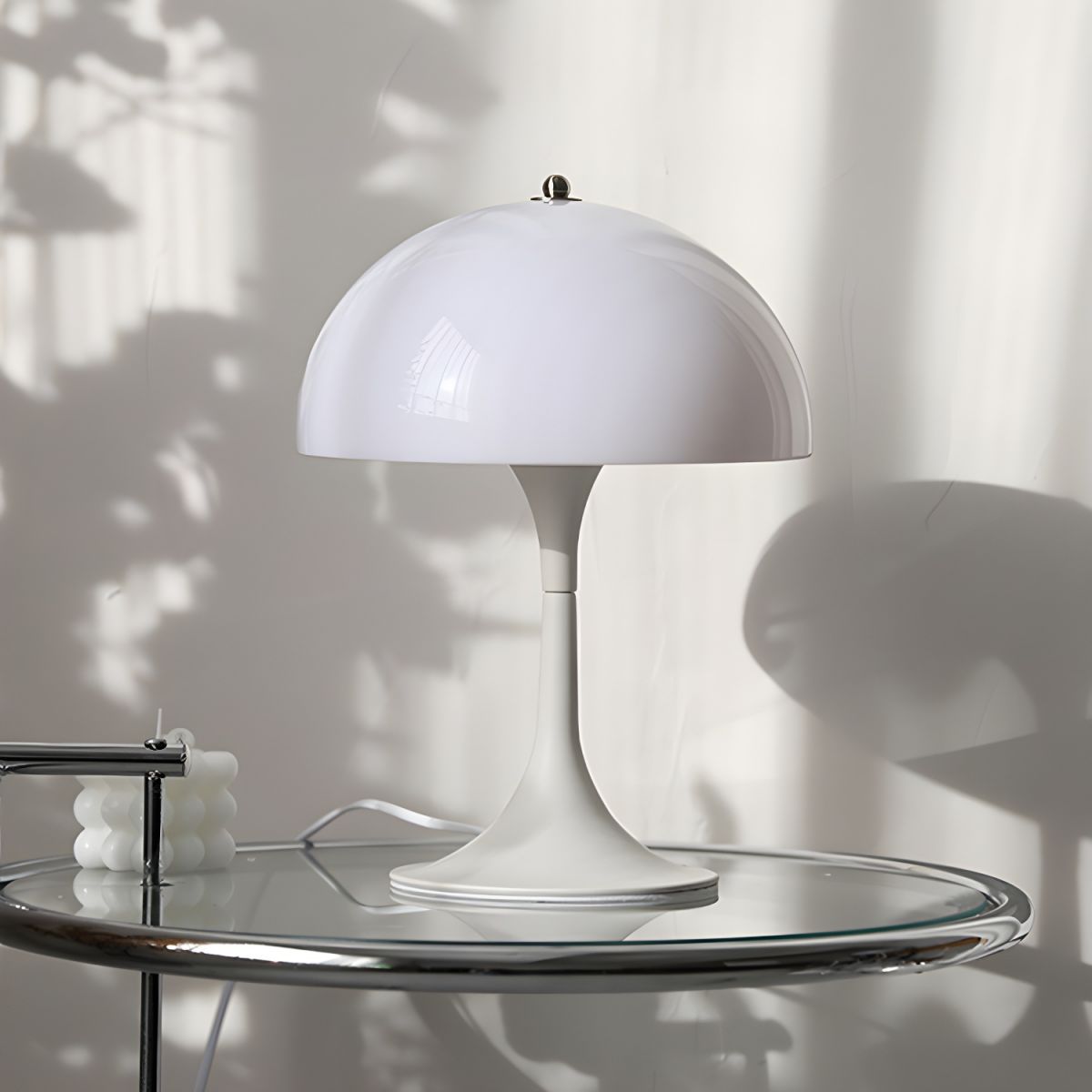 Table Lamp with Acrylic Dome Shade Modern Style | Alviro