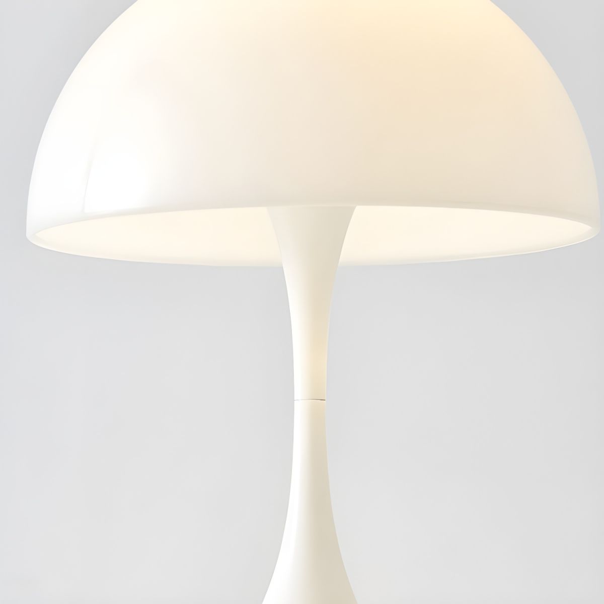 Table Lamp with Acrylic Dome Shade Modern Style | Alviro