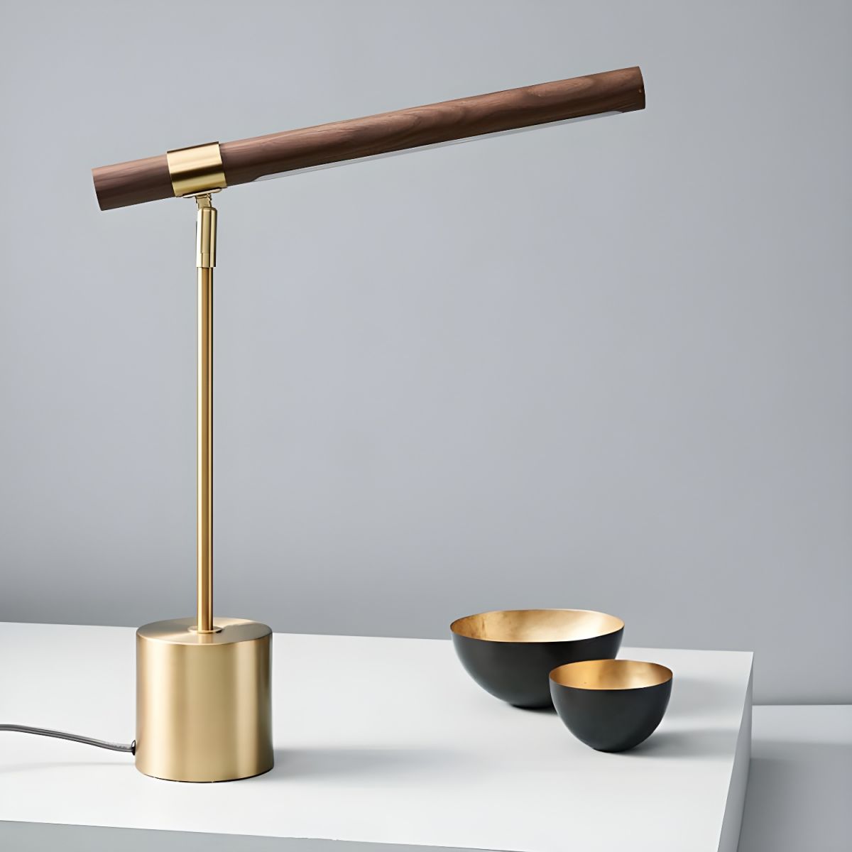 Table Lamp with Golden Finish Modern LED | Velory