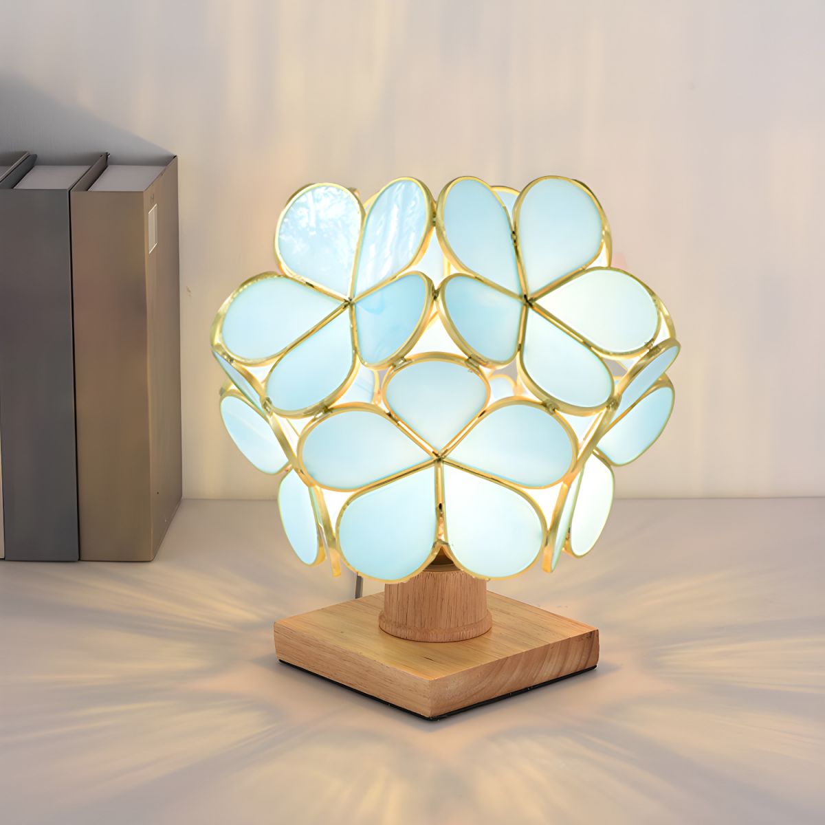 Table Lamp with Stained Glass Nordic Tiffany Style | Florvia