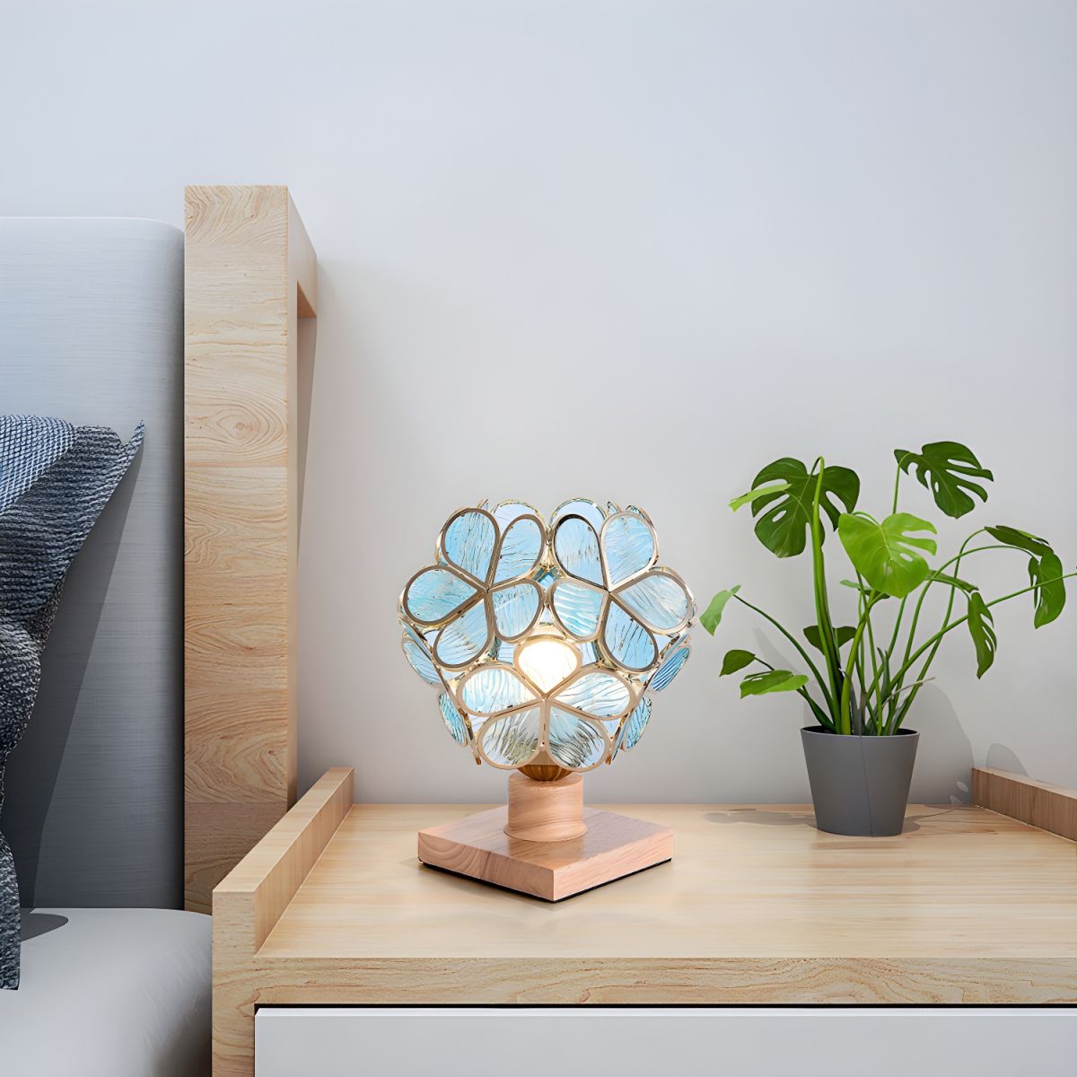 Table Lamp with Stained Glass Nordic Tiffany Style | Florvia