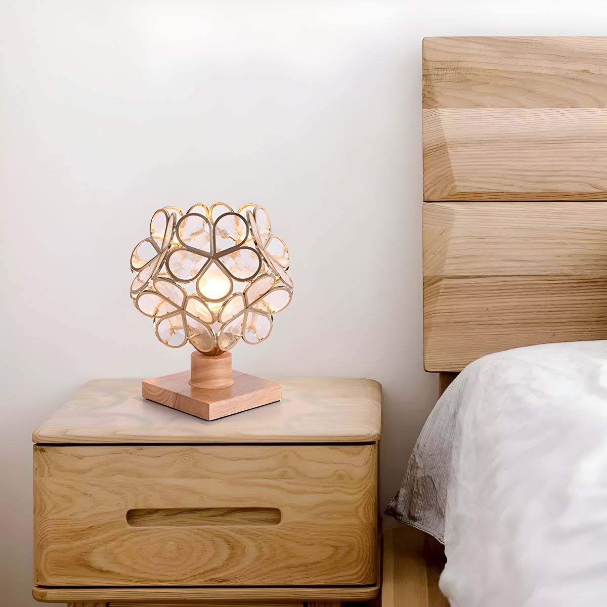 Table Lamp with Stained Glass Nordic Tiffany Style | Florvia