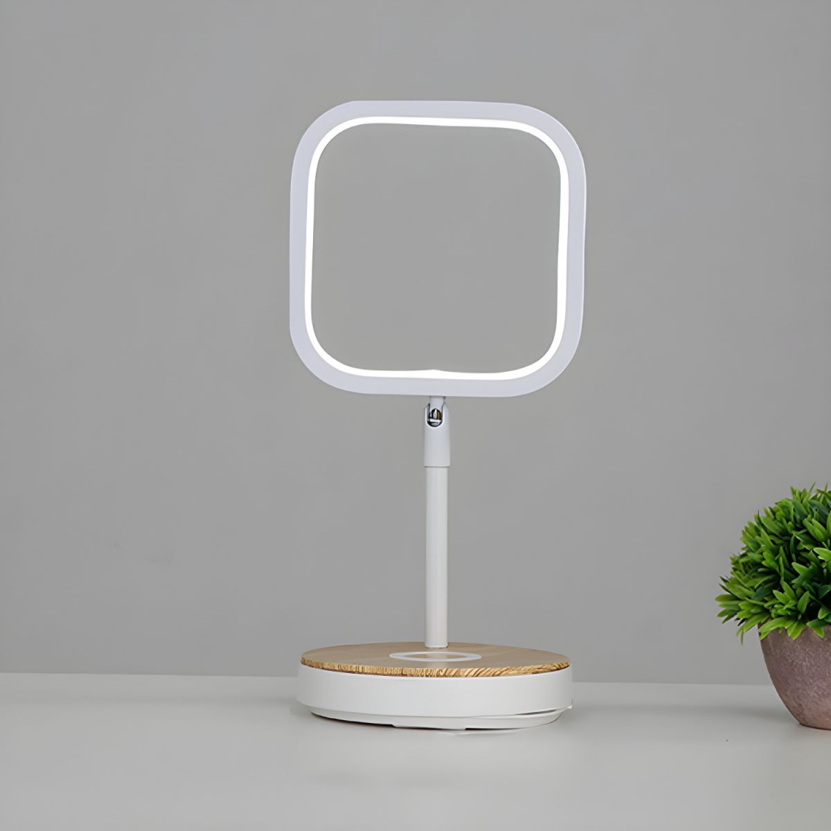 Table Lamp with Touch Dimming Modern Square Design | Kyvola