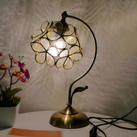 Table lamp with Tiffany glass dome classic style | Virelo