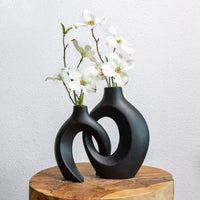 Vase Ceramic Intertwined Design for Modern Interiors | Zoreli