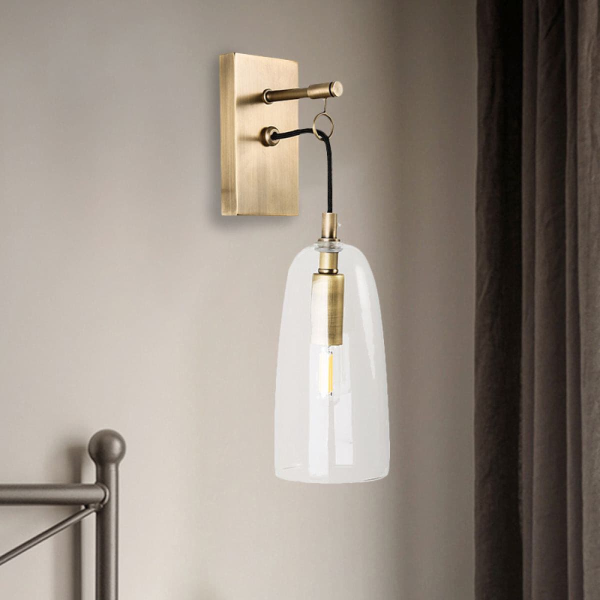 Wall Light Brass Glass for Nordic Interiors | Larexa