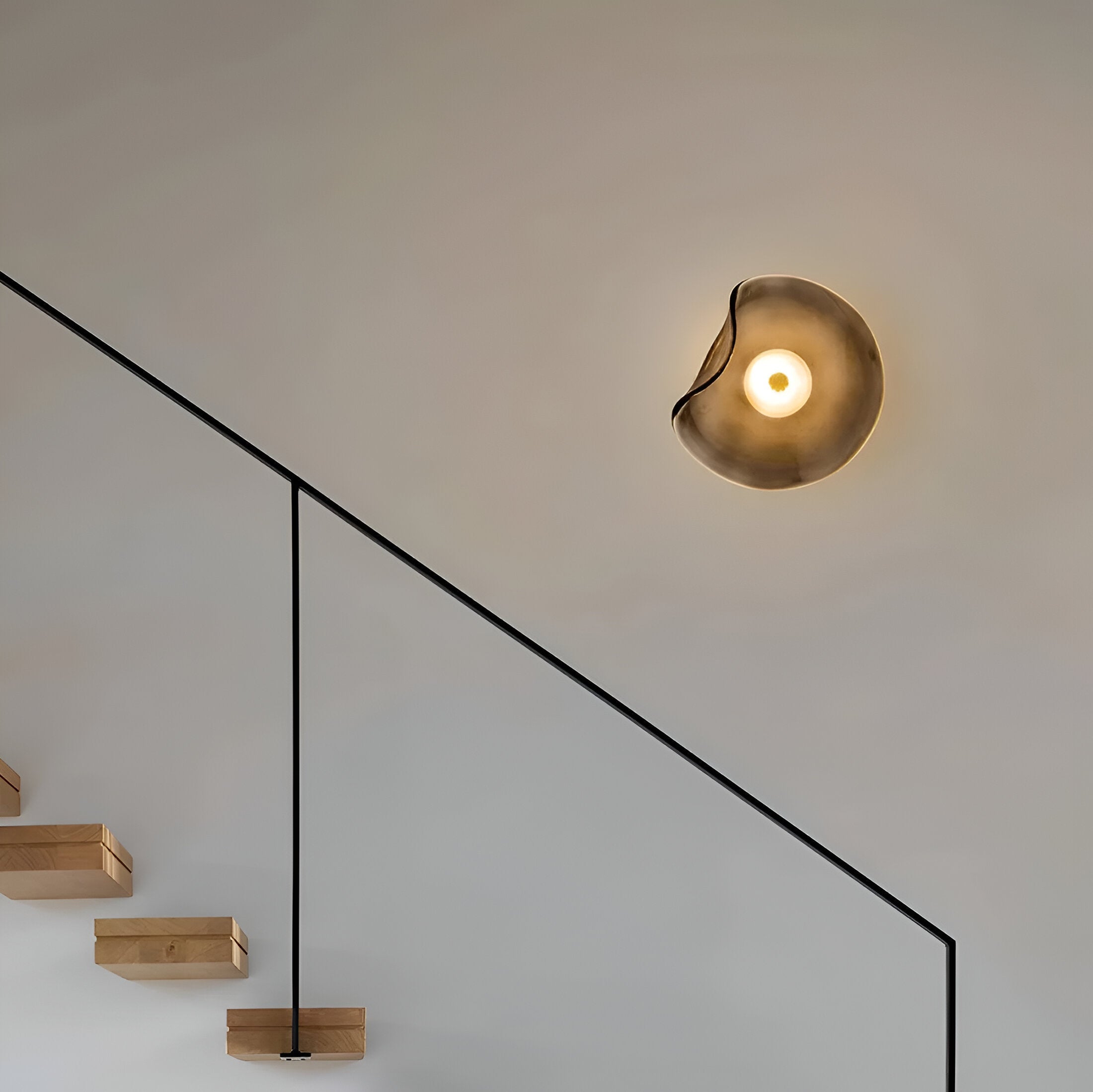 Wall Light Curved Glass in Nordic Japandi Style | Lysaro
