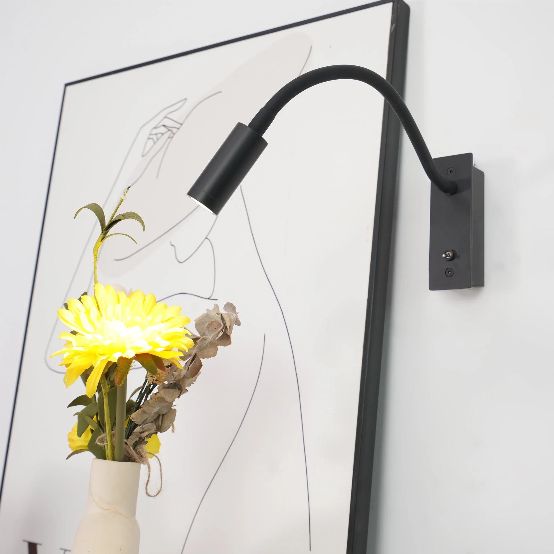 Wall Light Integrated LED Art Deco Bedroom Lighting | Norvexi