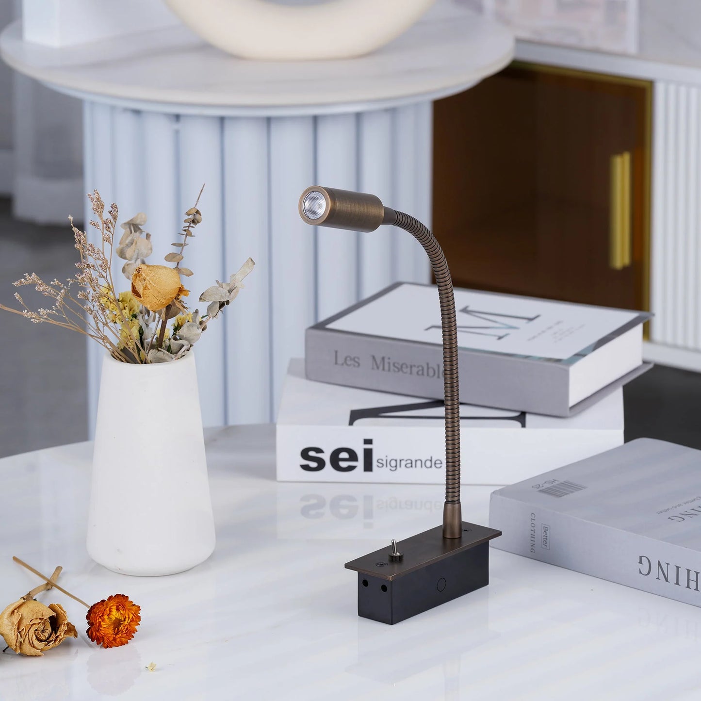 Wall Light Integrated LED Art Deco Bedroom Lighting | Norvexi