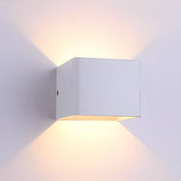 Wall Light Metal Cube LED in Modern Style | Colyra