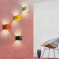 Wall Light Metal Cube LED in Modern Style | Colyra