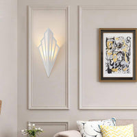 Wall Light Metal LED Triangular Design Modern | Trelvio